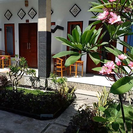 Dwiki Putra Home Stay 누사 렘봉안 외부 사진
