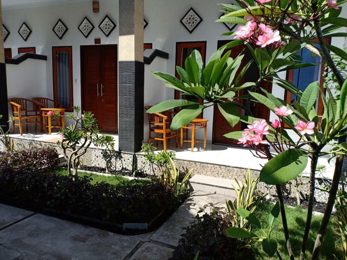 Dwiki Putra Home Stay 누사 렘봉안 외부 사진