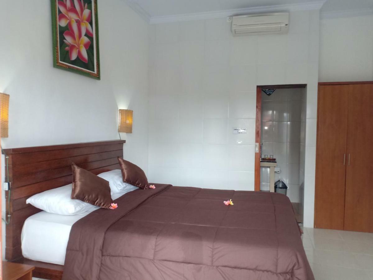 Dwiki Putra Home Stay 누사 렘봉안 외부 사진