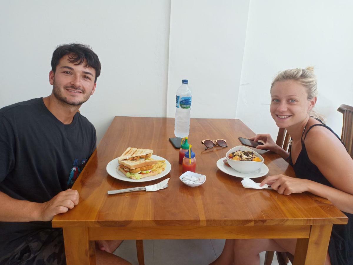 Dwiki Putra Home Stay 누사 렘봉안 외부 사진